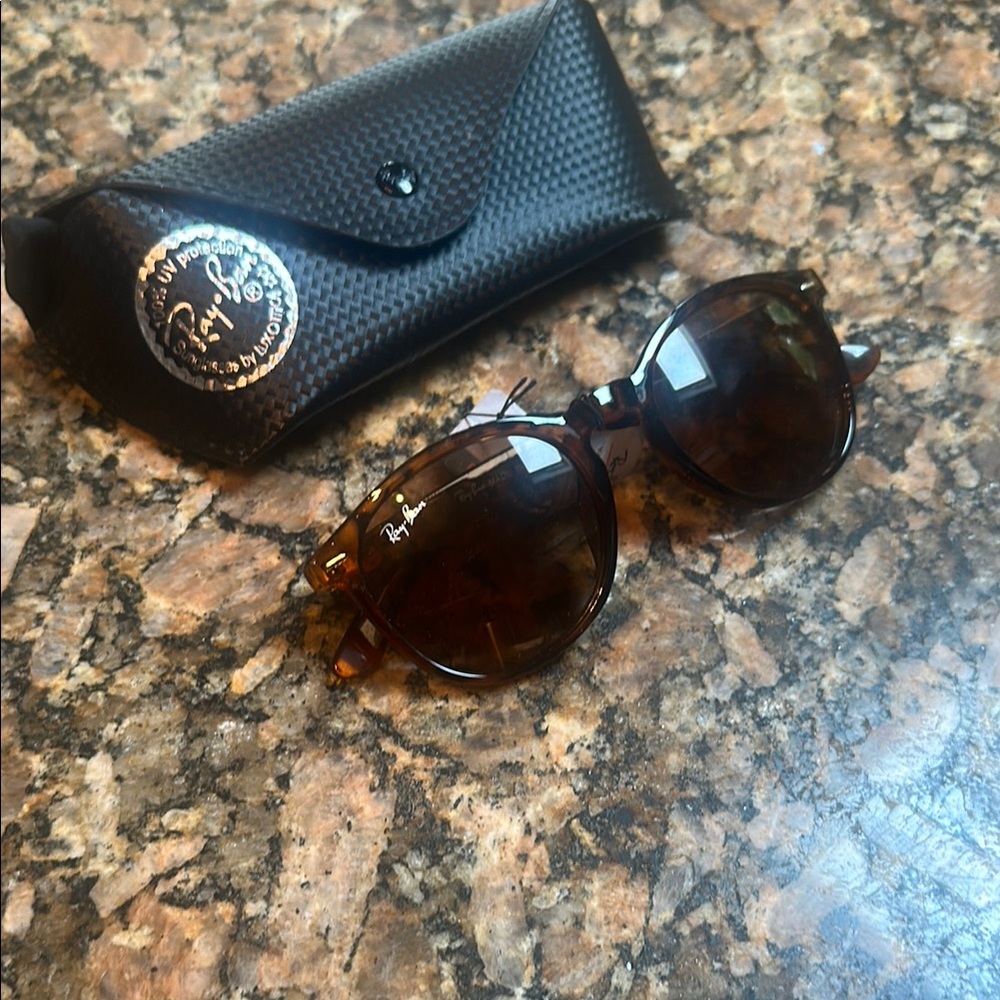Ray-Ban Classic Tortoise Brown Sunglasses